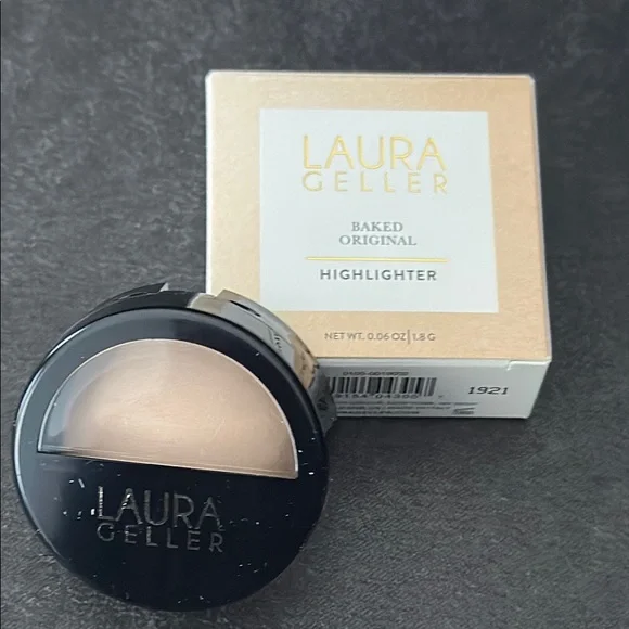 Laura Geller Highlighter Baked Original French Vanilla - Picture 4 of 5